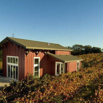 Red Barn- Sonoma County Guest Cottage