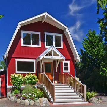 Renovated Waterfront Home