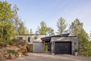 Example of a mountain style exterior home design in Montreal