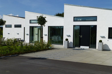 Minimalist exterior home photo in Esbjerg