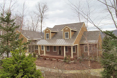 Inspiration for a classic house exterior in Burlington.