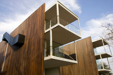Idées déco pour une façade de maison moderne.