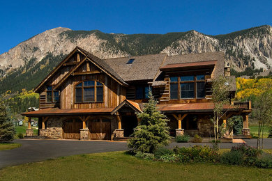 Photo of a rustic house exterior in Denver.