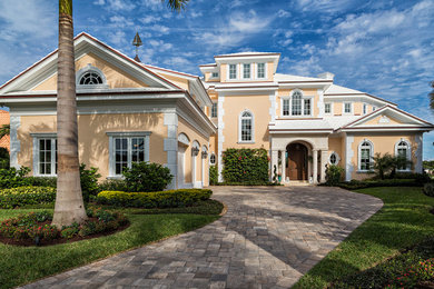 Photo of a beach style house exterior in Miami.