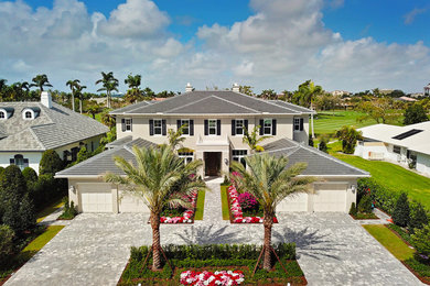 Example of an exterior home design in Miami