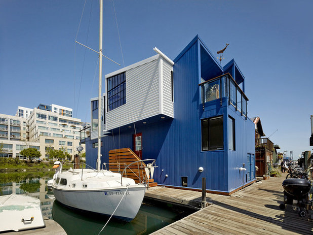 Maritim Häuser by Robert Nebolon Architects