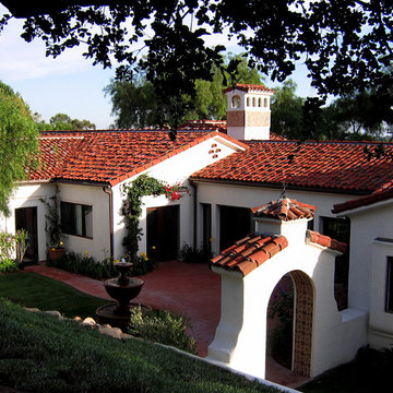 Santa Barbara Style Spanish Home + Courtyard
