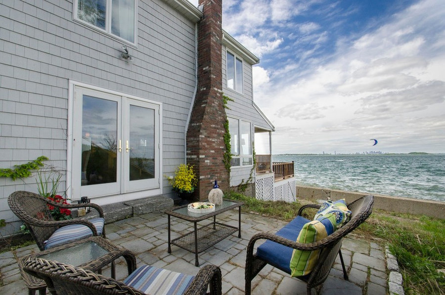 Sea Side Vacant with views of the Boston Skyline!
