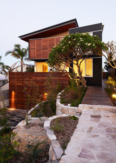 Contemporary Exterior by Mackenzie Pronk Architects