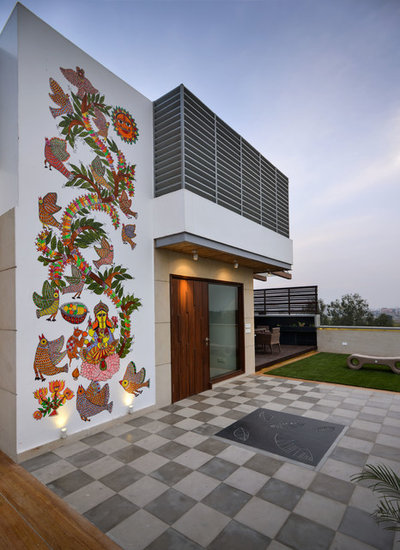 Asian Exterior by SPACES ARCHITECTS@ka