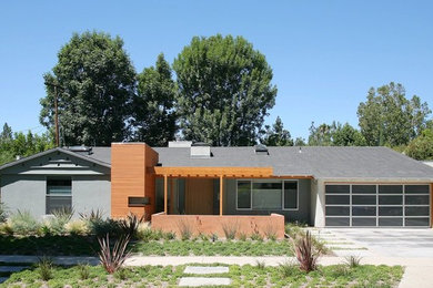 This is an example of a house exterior in Los Angeles.