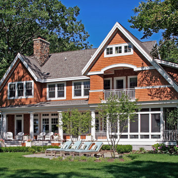 Shingle style cottage lakeview exterior