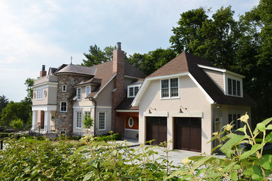 Shingle Style Residence in Saddle River, NJ