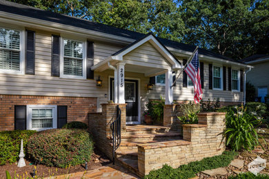 Inspiration for a craftsman exterior home remodel in Atlanta