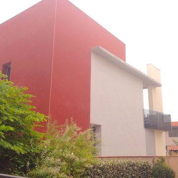 Single modern house Barcelona