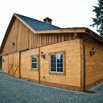 Snohomish Barn With Office