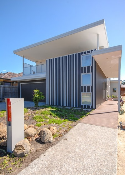 Contemporary Exterior by Positive Footprints Pty Ltd