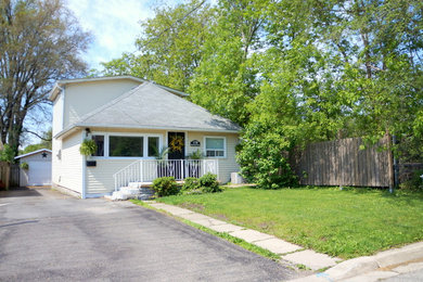 SOLD-Lakeview