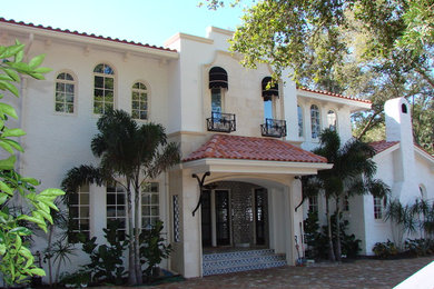 Inspiration for a mediterranean exterior home remodel in Tampa