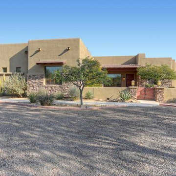 Spacious Cave Creek Mountain View Residence