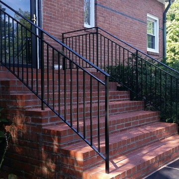 Staircase-Design Railing