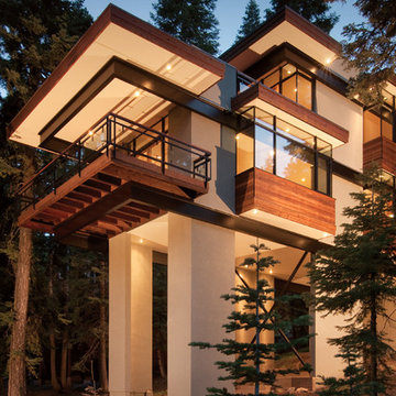 Stal Tre Hus (Steel Tree House)