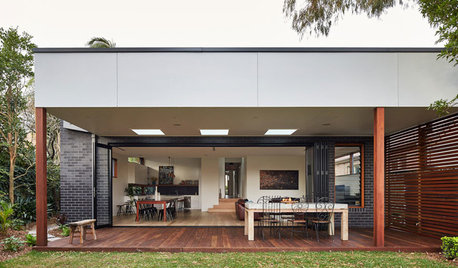 Houzz Tour: Stepping Down Into an Updated Home