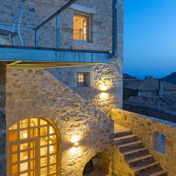 STONE HOUSE IN MANI - PELOPONESSE