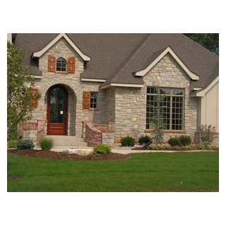 Stratford Natural Stone Veneer Ranch Style Exterior - Traditional ...