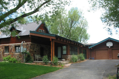 Cottage exterior home photo in Denver