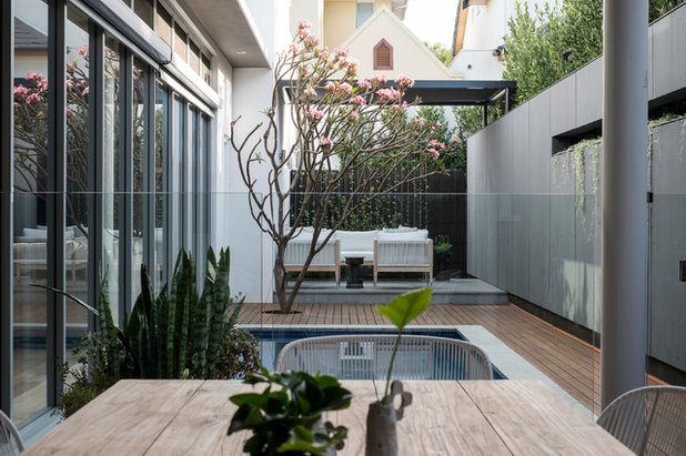 Contemporary Exterior by Tim Davies Landscaping | Perth