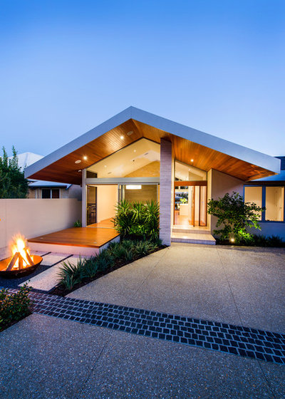 Contemporary Exterior by Mountford Architects