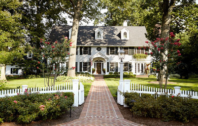 Houzz Tour: Much to Like About This Traditional Beauty