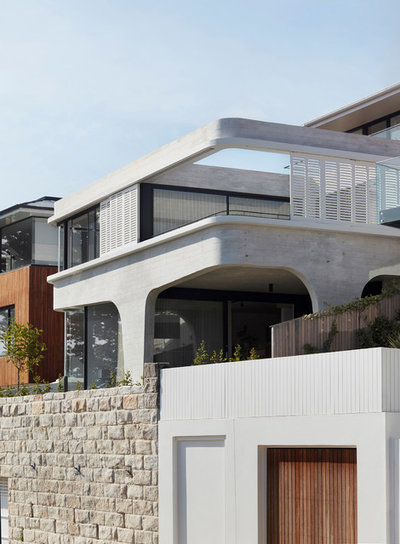 Contemporary Exterior by Luigi Rosselli Architects