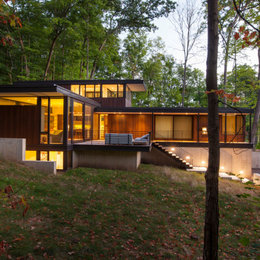 https://www.houzz.com/photos/terraced-house-elm-grove-modern-wood-exterior-in-a-wooded-suburban-setting-modern-exterior-milwaukee-phvw-vp~155227668