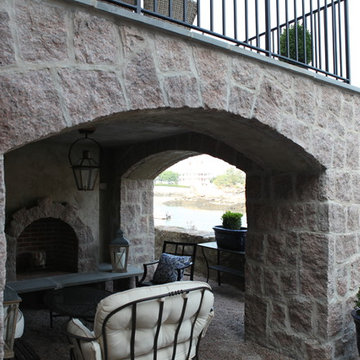 THE BEST OUTDOOR FIREPLACES