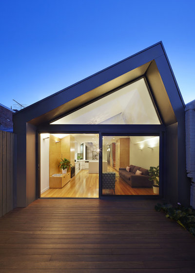 Modern Exterior by Nic Owen Architects