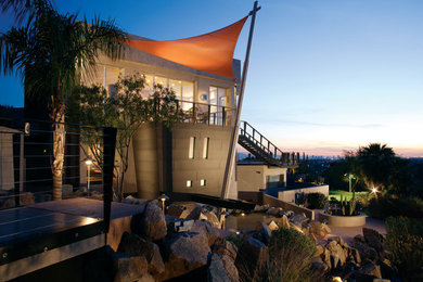 フェニックスにあるコンテンポラリースタイルのおしゃれな家の外観の写真