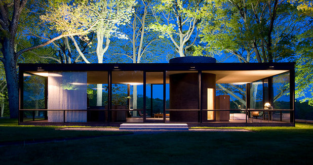 Modern Exterior by The Philip Johnson Glass House