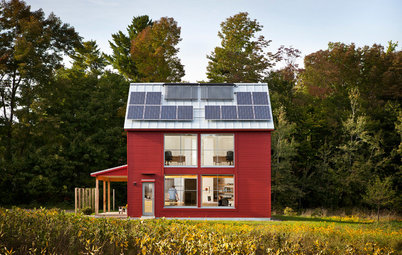 Houzz Tour: See a Maine House With a $240 Annual Energy Bill