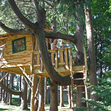 the Jolley Boys tree house in St. Albans, Vt.