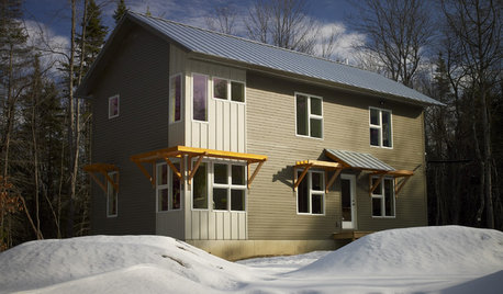 Houzz Tour: Energy-Efficient, 'Lean' House in Maine