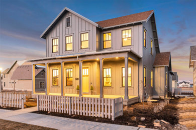 Inspiration for a cottage exterior home remodel in Salt Lake City