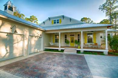 Eclectic exterior home photo in Orlando