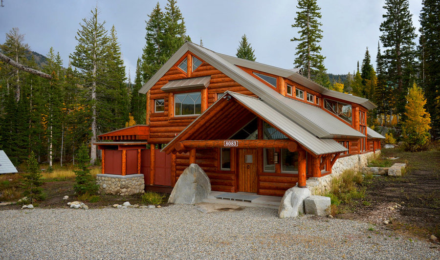 The Quigloo, Ski Cabin in the Utah Mountains