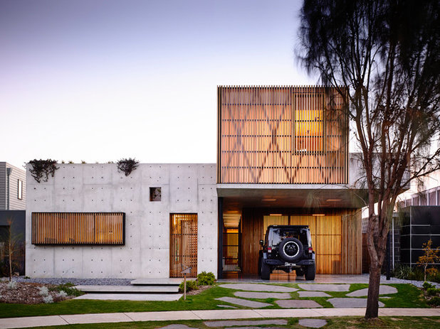 Contemporary Exterior by Auhaus Architecture