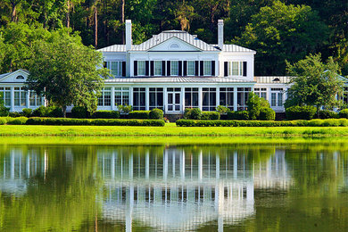 Photo of a classic house exterior in Atlanta.