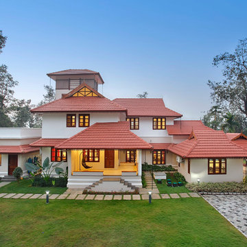 Traditional Bungalow In Kozhikode / Calicut
