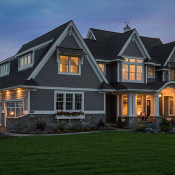 Traditional Hamptons in Twin Cities