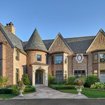 Tudor Manor